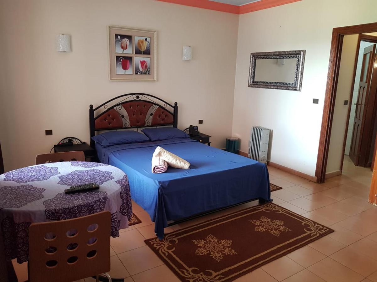 La Petite Ferme Bed and Breakfast Casablanca Esterno foto